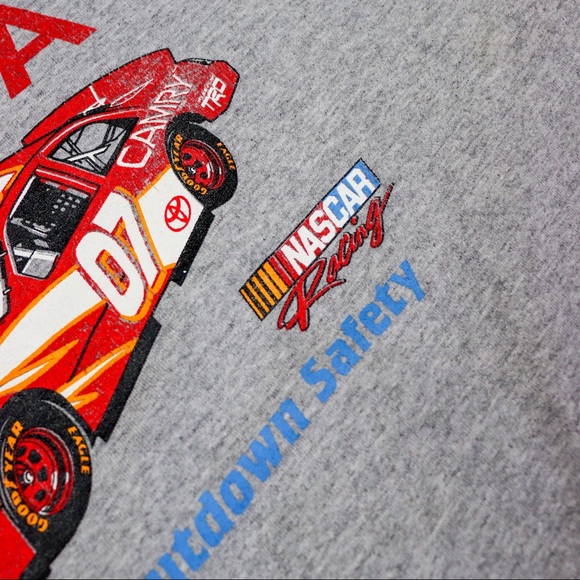 NASCAR Racing Winnipeg Shutdown Safety T-Shirt - Picture 5 of 12